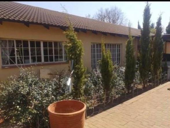 4 Bedroom Property for Sale in Roodewal Free State